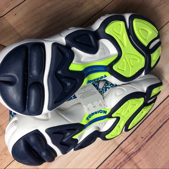 New Adidas Torsion Sneakers Size 10 - Picture 2 of 5